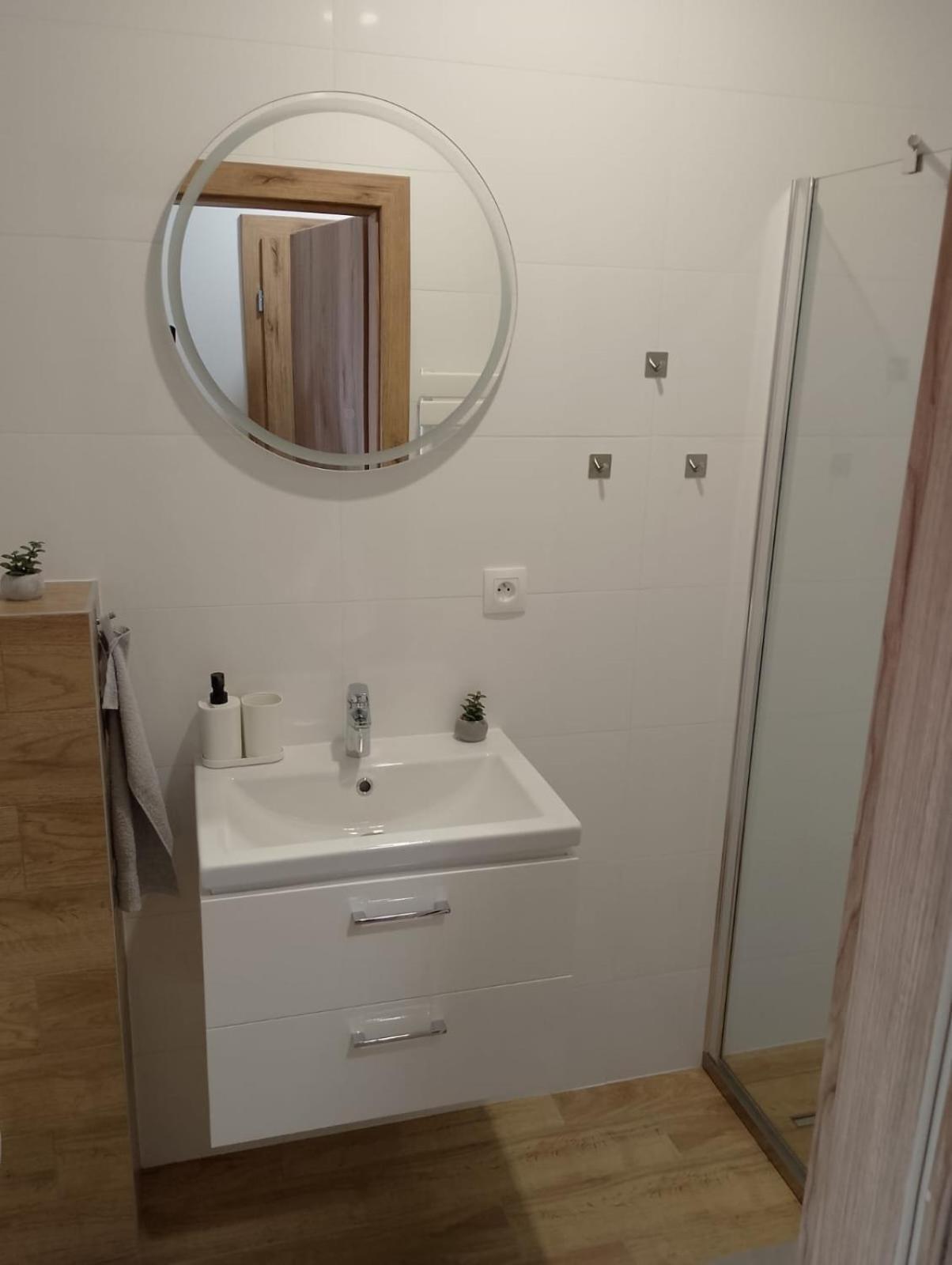 Apartman Shelly Vlachy 外观 照片